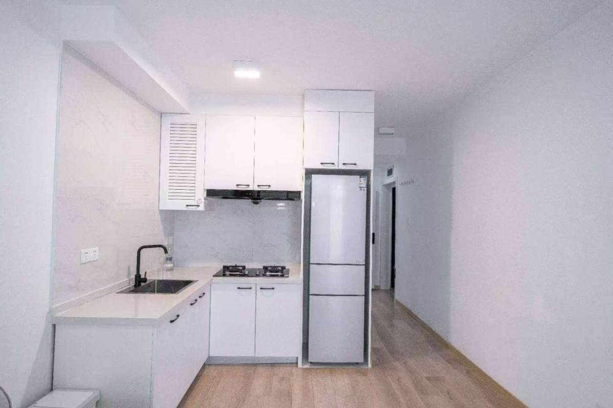 Housing image — Kitchen