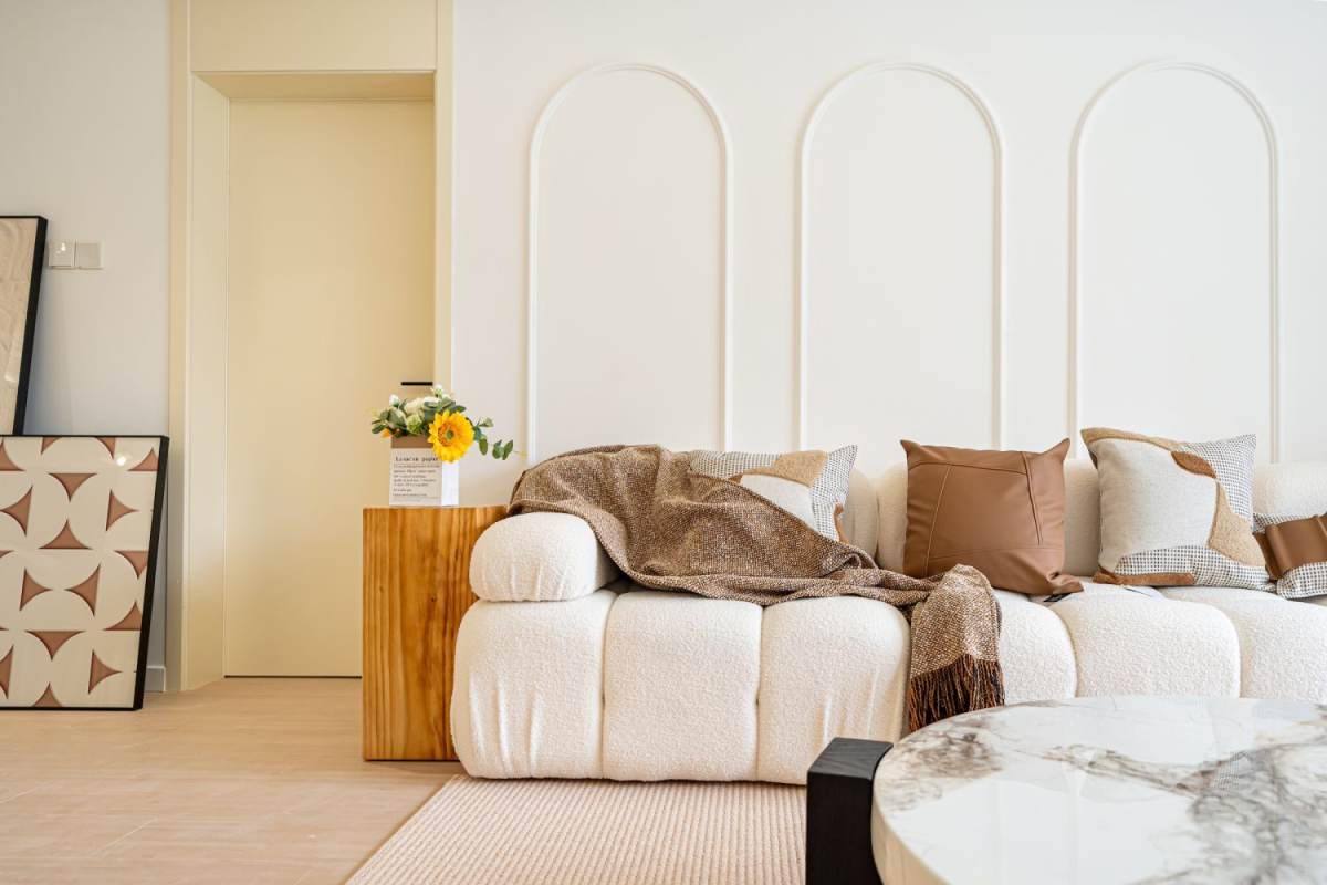Housing image — Living Room