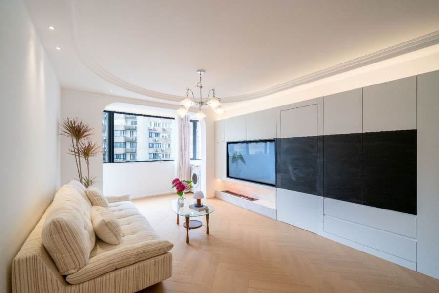 Housing image — Living Room