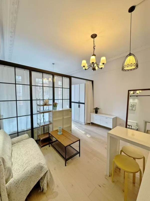 Housing image — Living Room