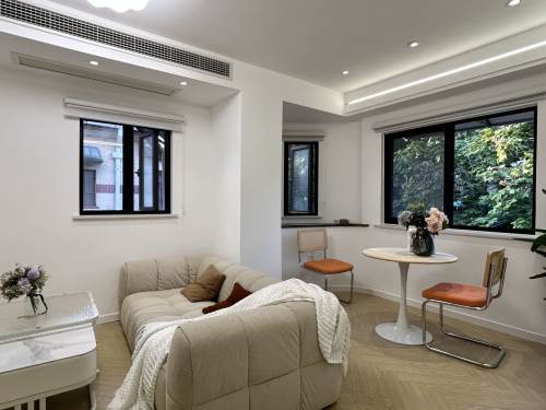 Housing image — Living Room