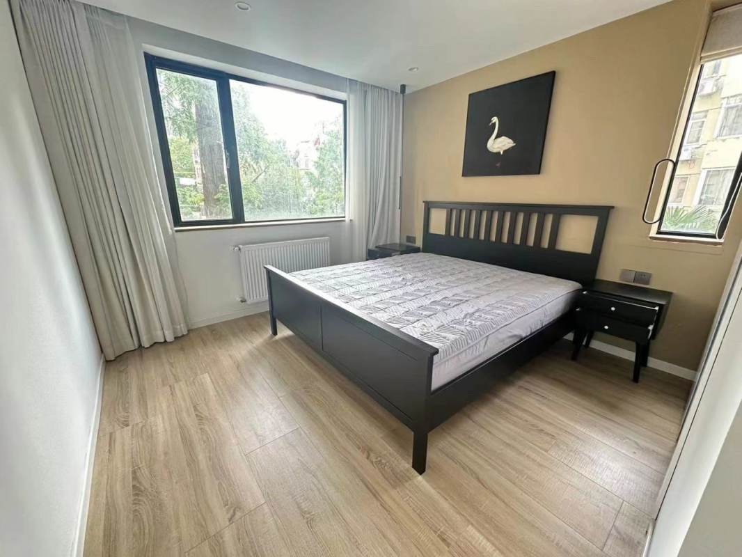 Housing image — Bedroom