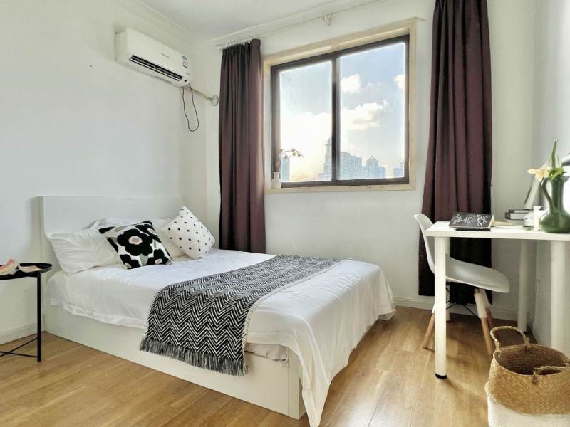 Housing image — Bedroom