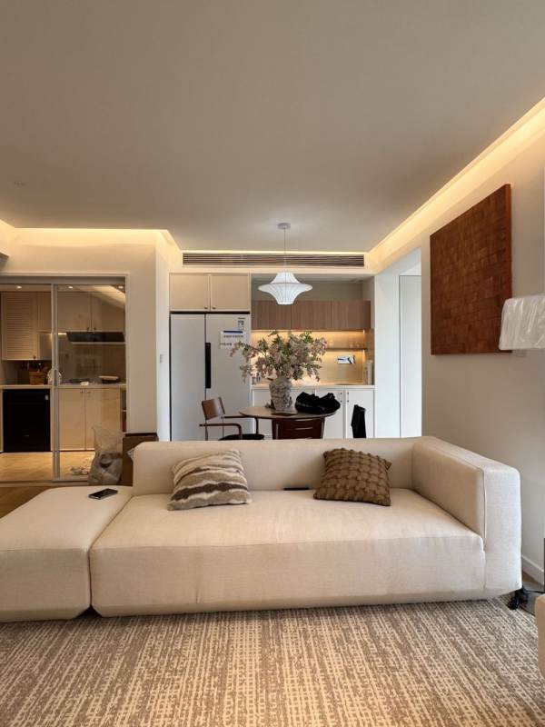 Housing image — Living Room