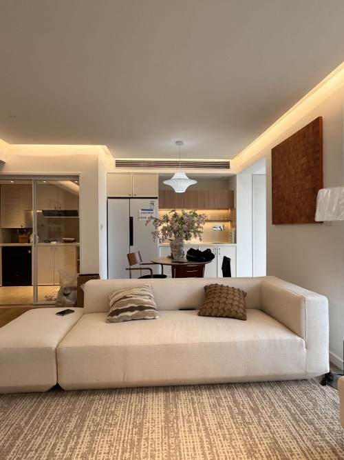 Housing image — Living Room