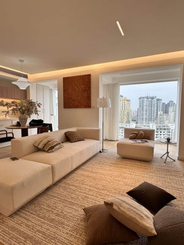 Housing image — Living Room