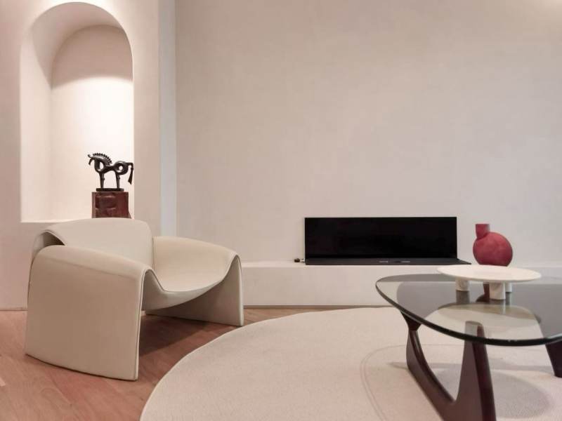 Housing image — Living Room