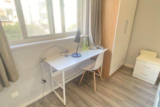 2BR Apartment near Shanghai Jiao Tong University