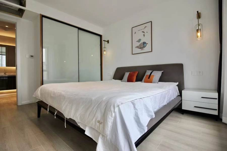 Housing image — Bedroom