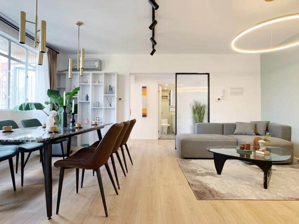 Housing image — Living Room