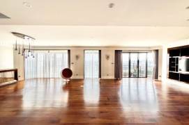 High-Floor Spacious 4BR Apartment at Central Residences