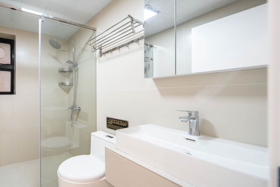 Housing image — Bathroom