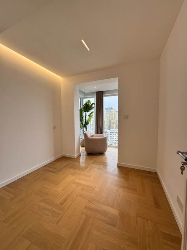 Housing image — Bedroom