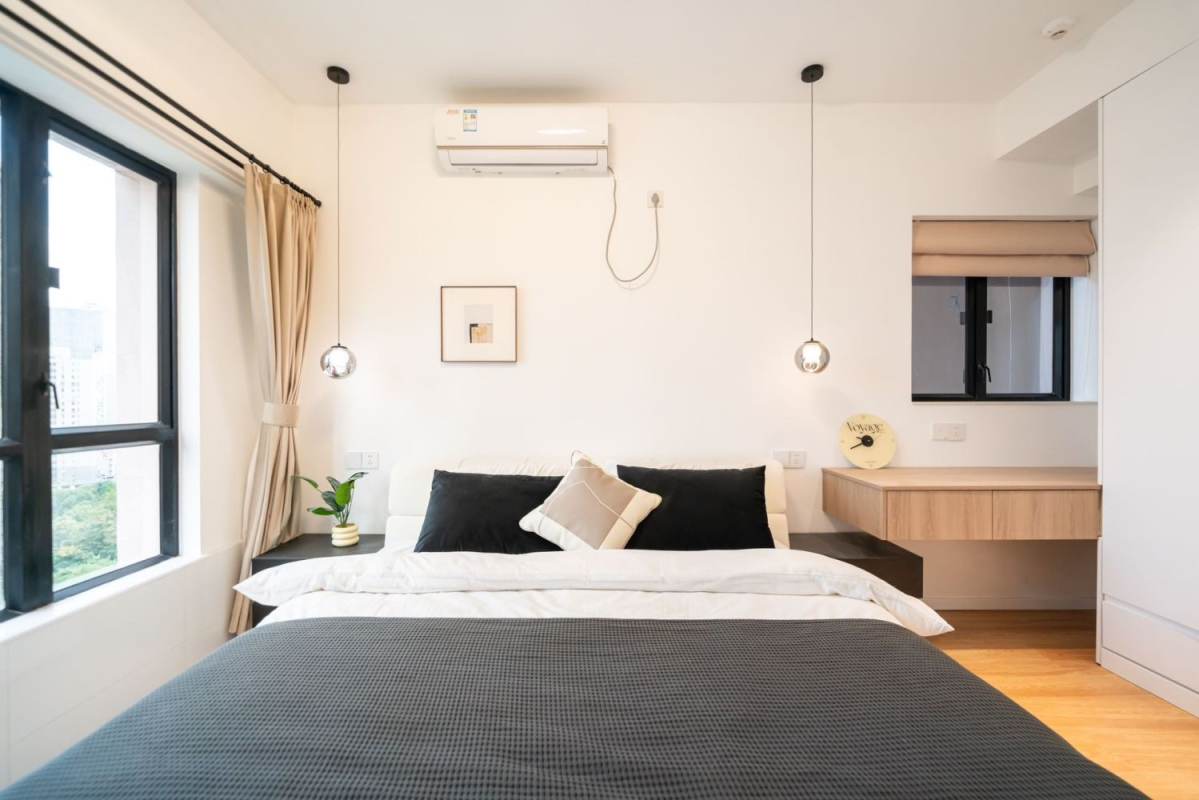 Housing image — Bedroom
