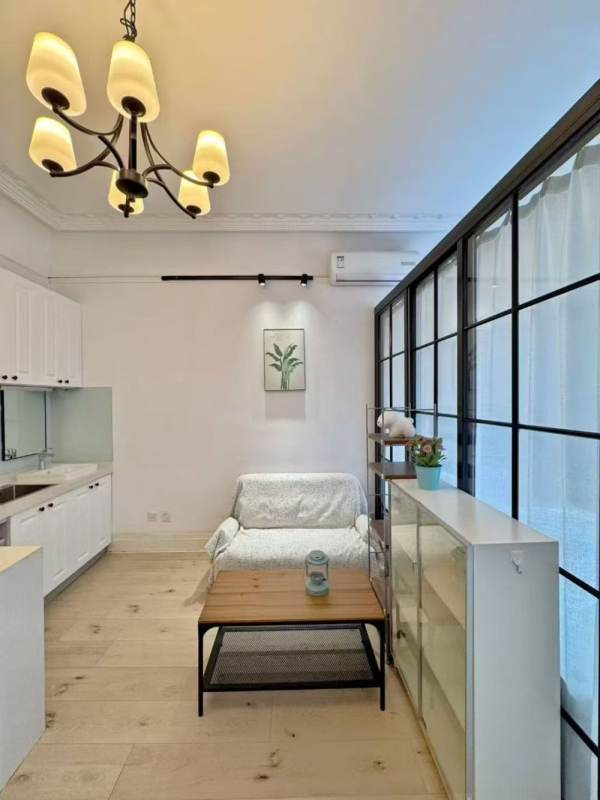 Housing image — Living Room