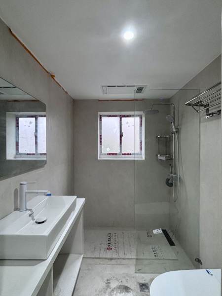 Housing image — Bathroom
