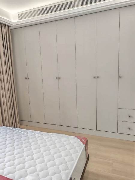 Housing image — Bedroom