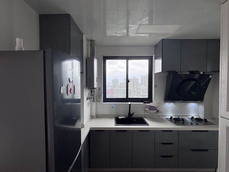Housing image — Kitchen