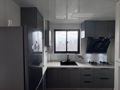 Housing image — Kitchen