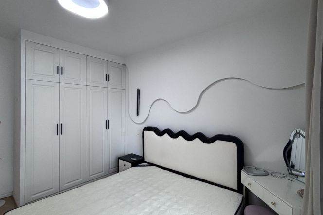 1BR Apartment at Brilliant City with Outstanding View (L3/L4)