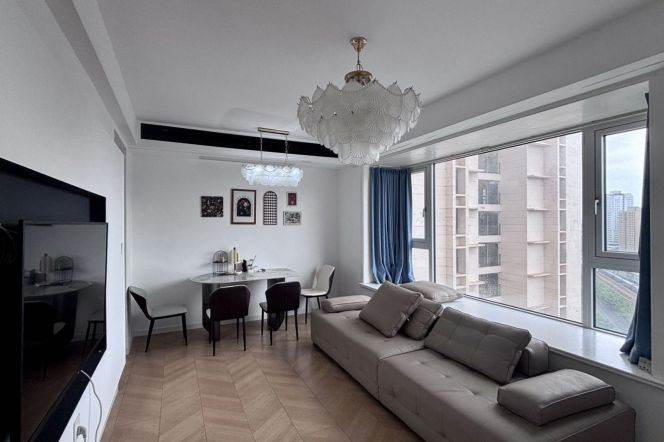 1BR Apartment at Brilliant City with Outstanding View (L3/L4)