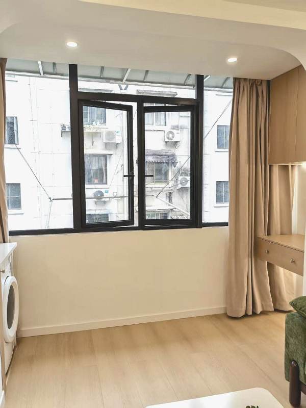 Housing image — Living Room