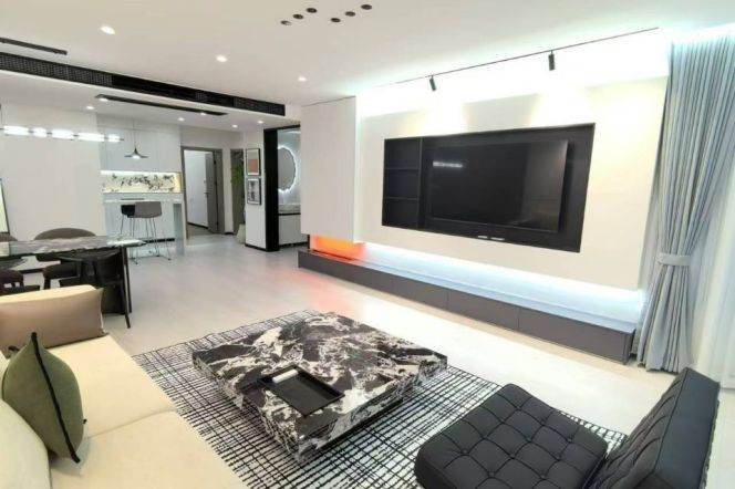 3BR Apartment near Lujiazui No.1 with Floor-to-Ceiling Windows (L14)