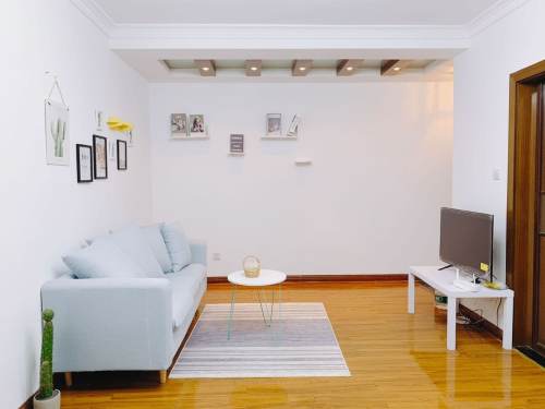 Housing image — Living Room