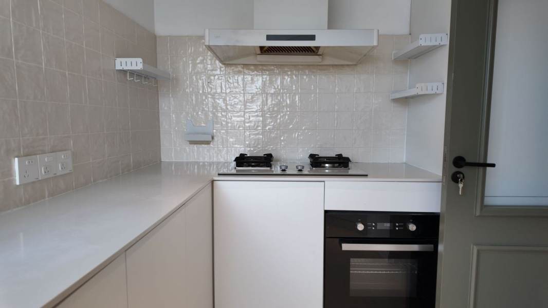 Housing image — Kitchen
