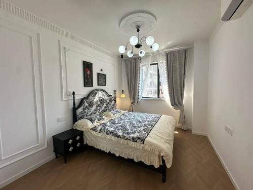 Housing image — Bedroom