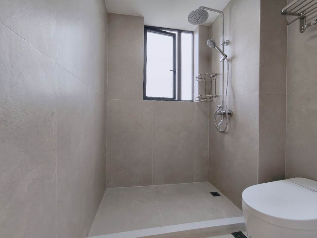 Housing image — Bathroom