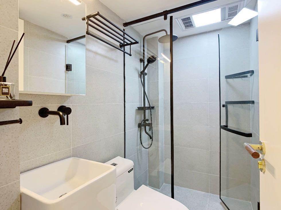 Housing image — Bathroom