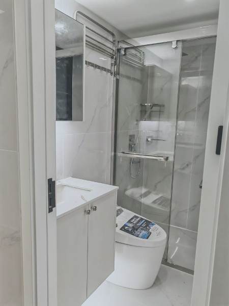 Housing image — Bathroom