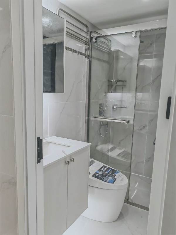 Housing image — Bathroom