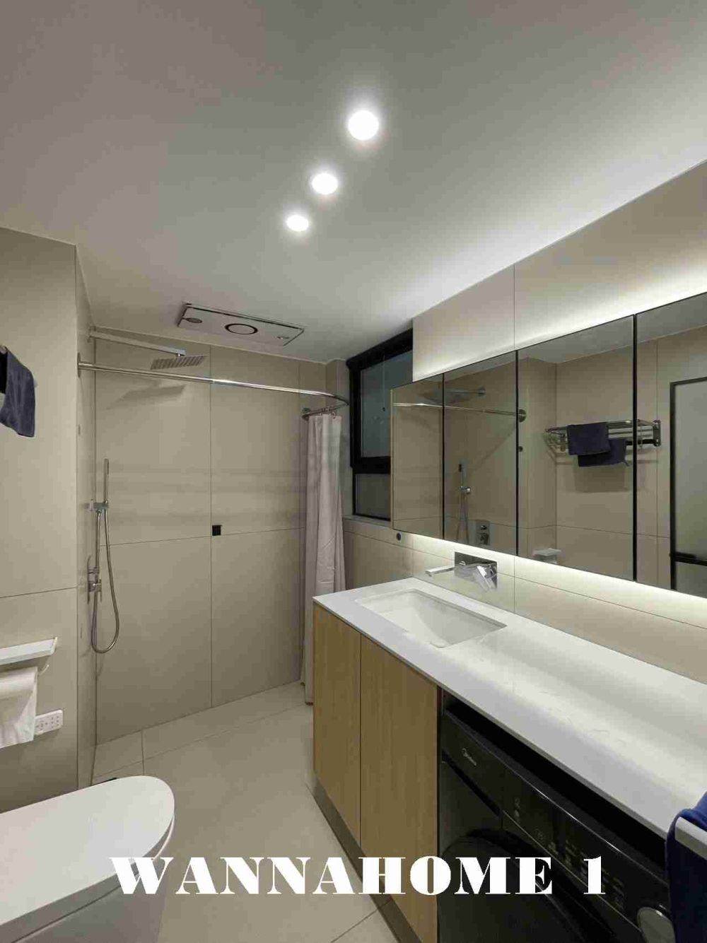 Housing image — Bathroom