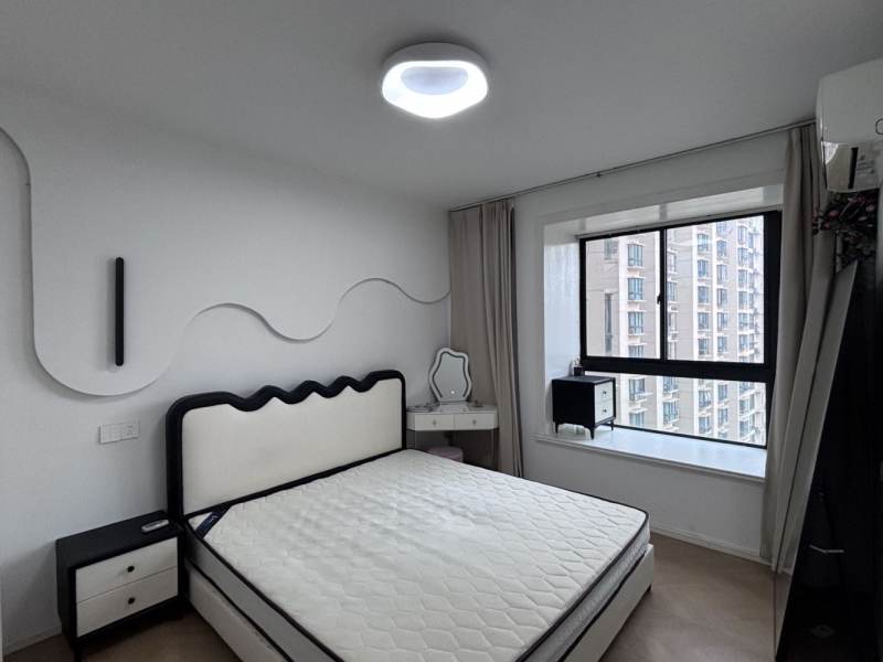 Housing image — Bedroom