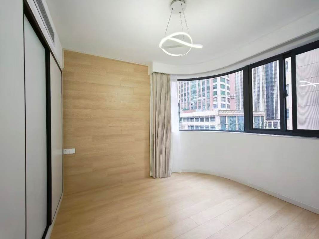 Housing image — Bedroom