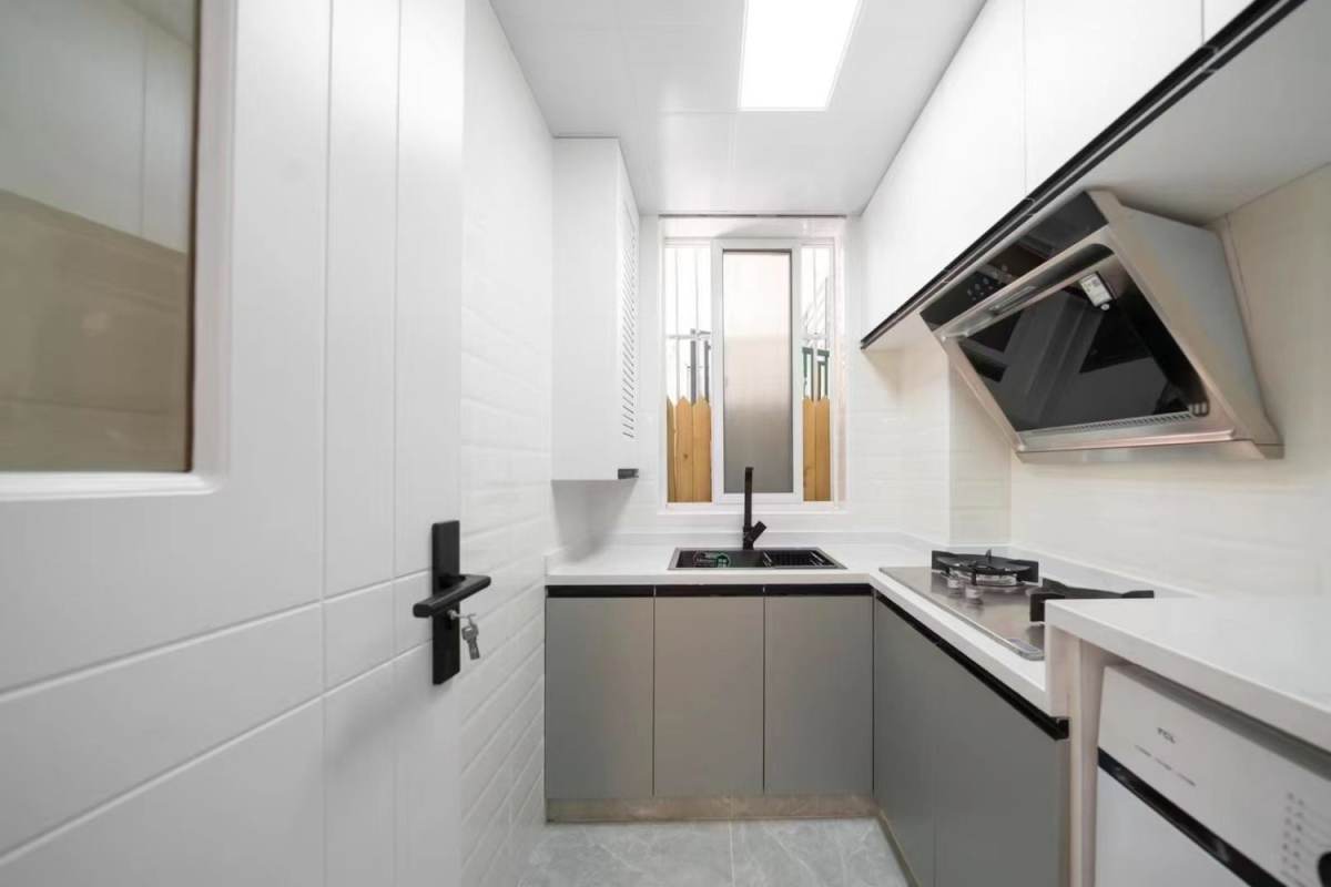 Housing image — Kitchen