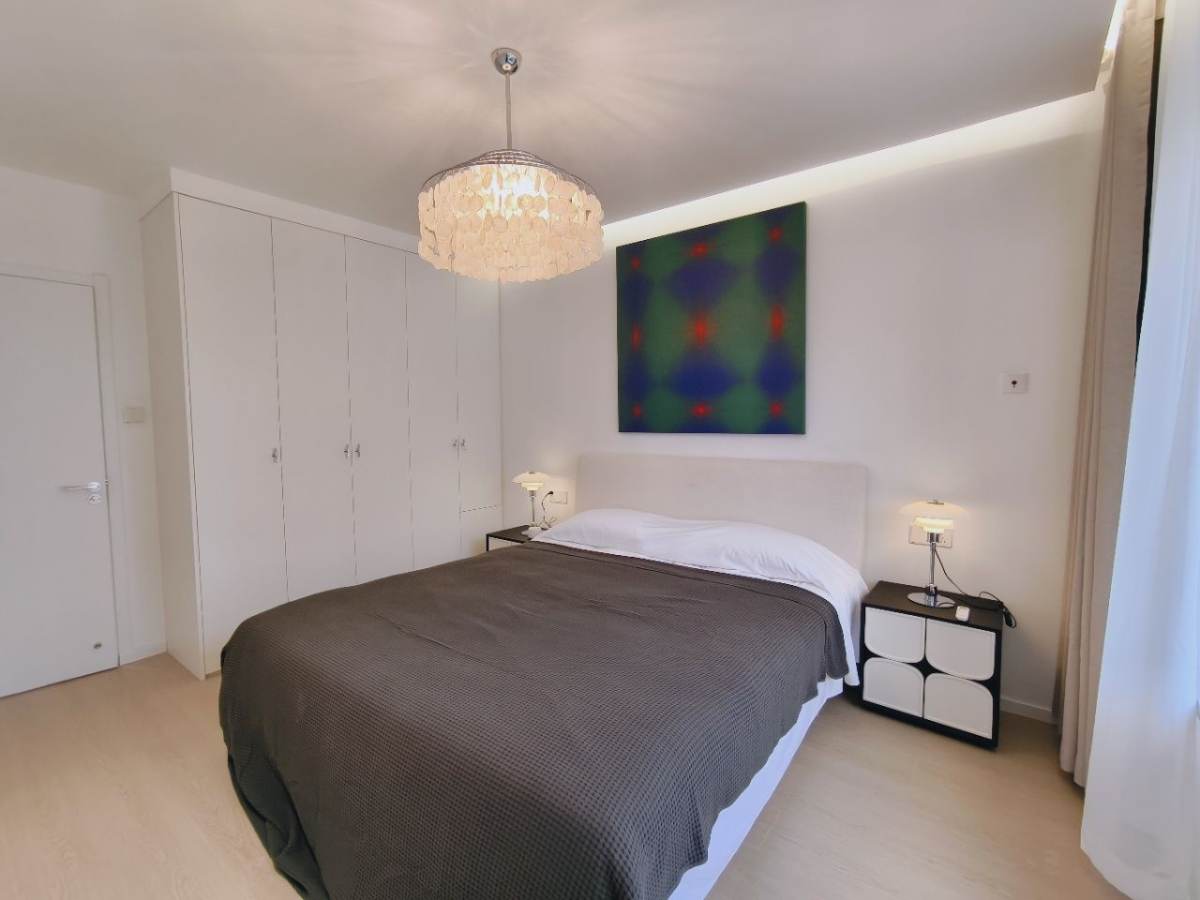 Housing image — Bedroom