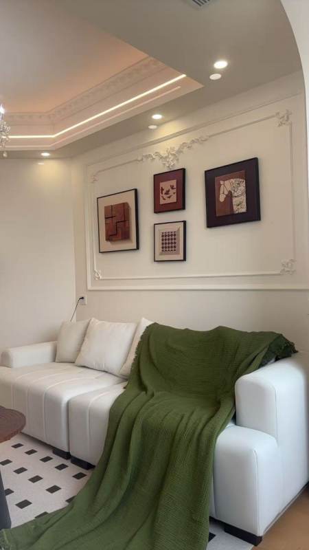 Housing image — Living Room