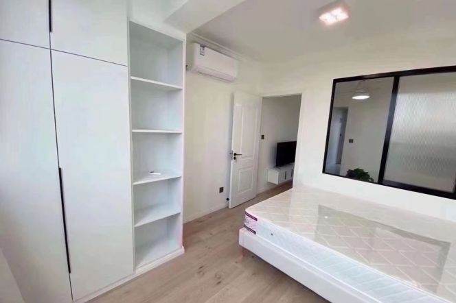 1BR Apartment near Zhongshan Park (L3/L4)