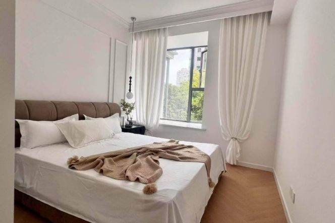 3BR Apartment near Dahuasan Rd Metro with Green View