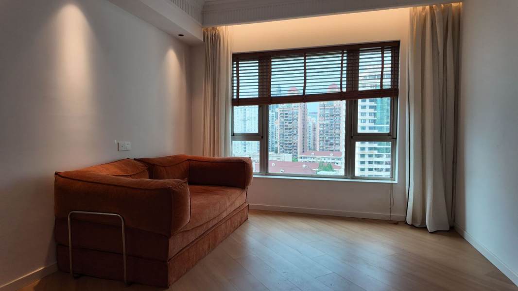 Housing image — Living Room