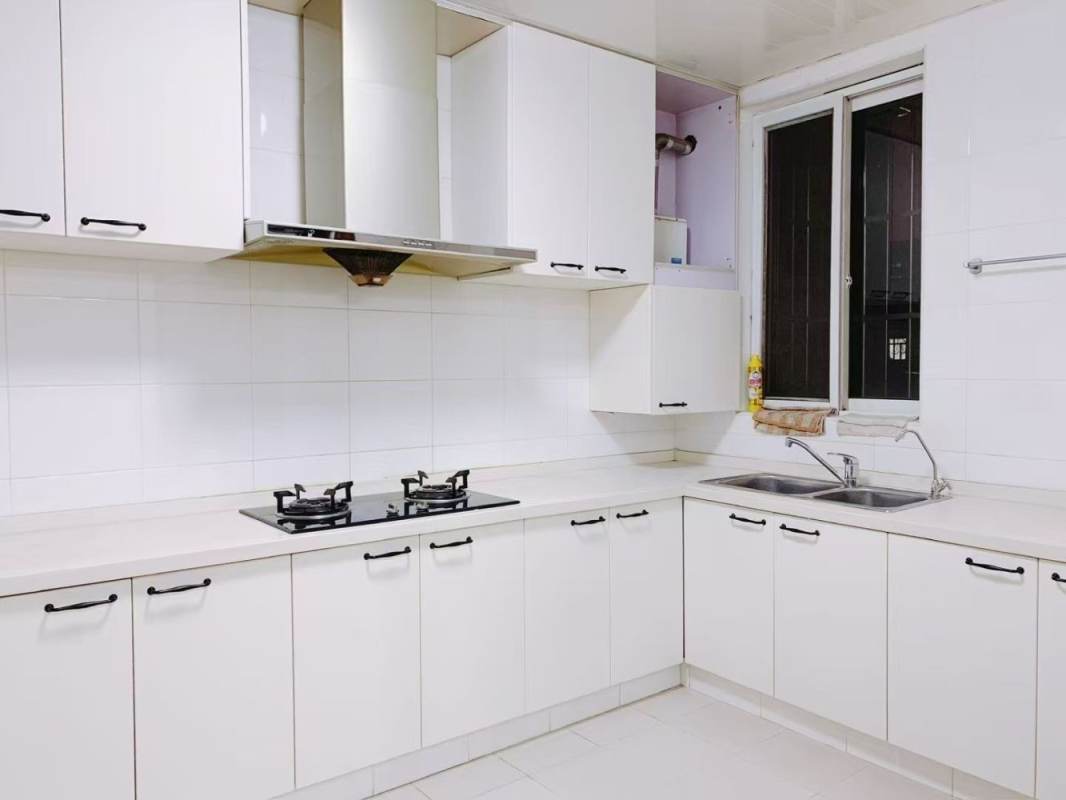 Housing image — Kitchen