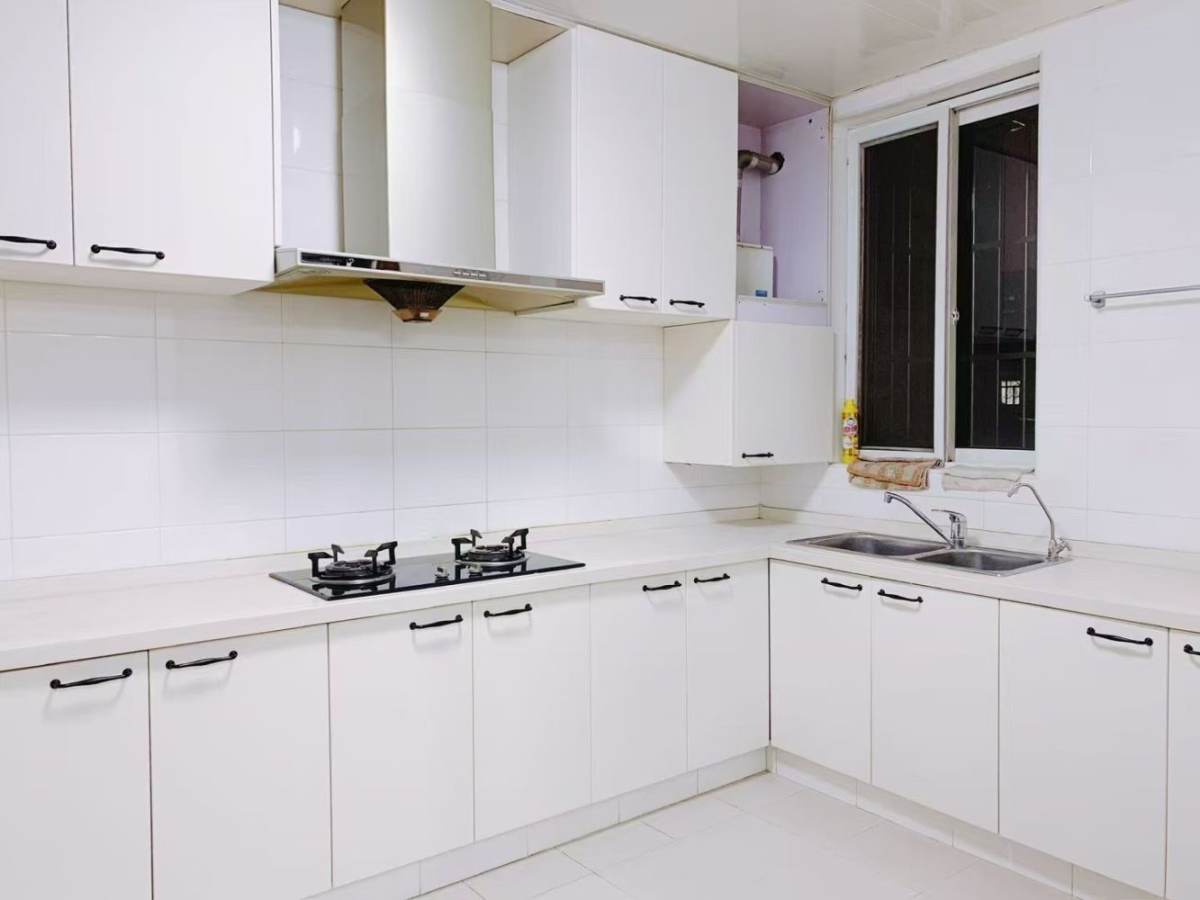 Housing image — Kitchen