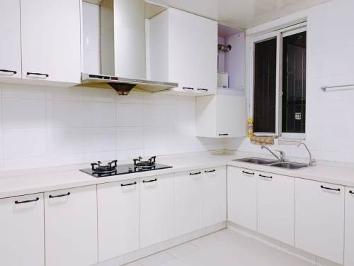 Housing image — Kitchen
