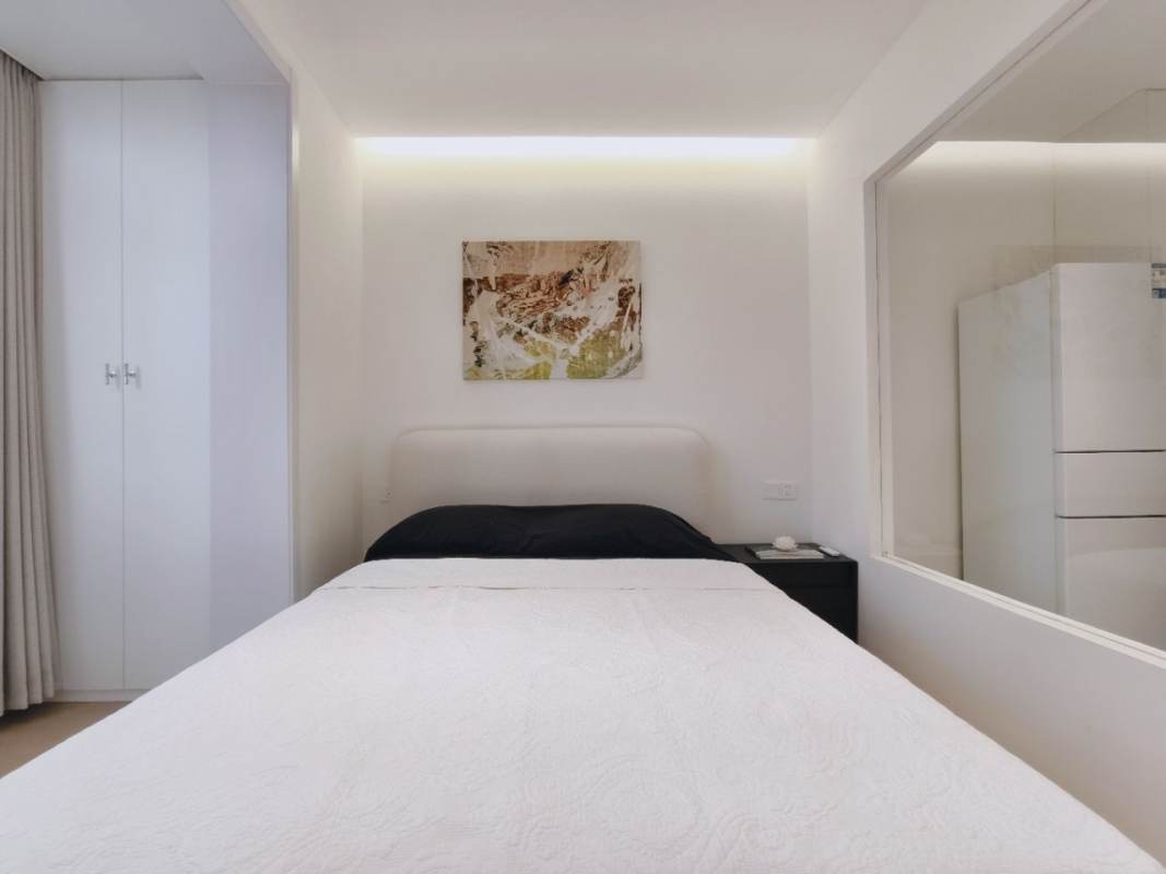 Housing image — Bedroom