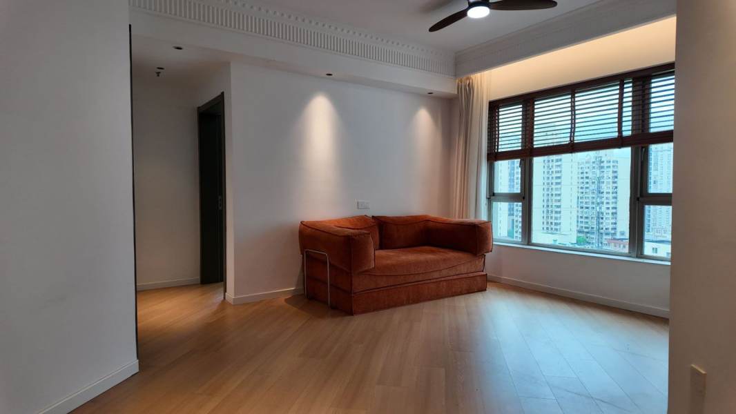 Housing image — Living Room