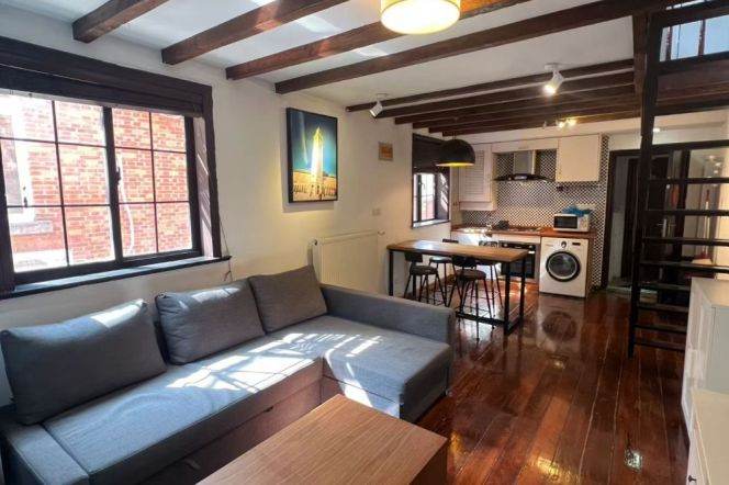 2BR Lane House in Old Xuhui (L9/L12)