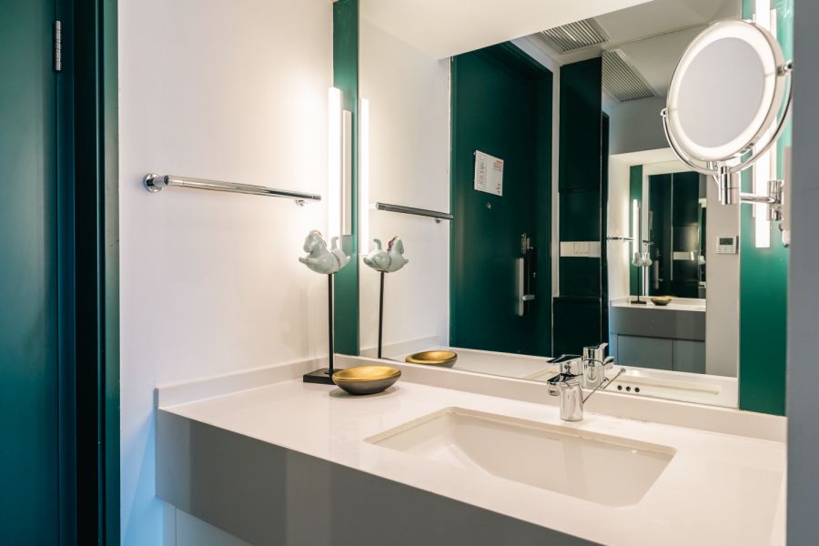 Housing image — Bathroom